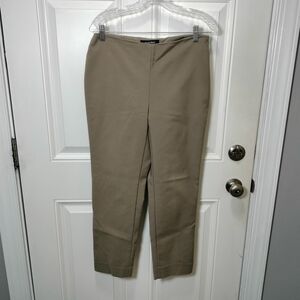 Ellen Tracy Cropped Khaki Women's Pants Size 8
